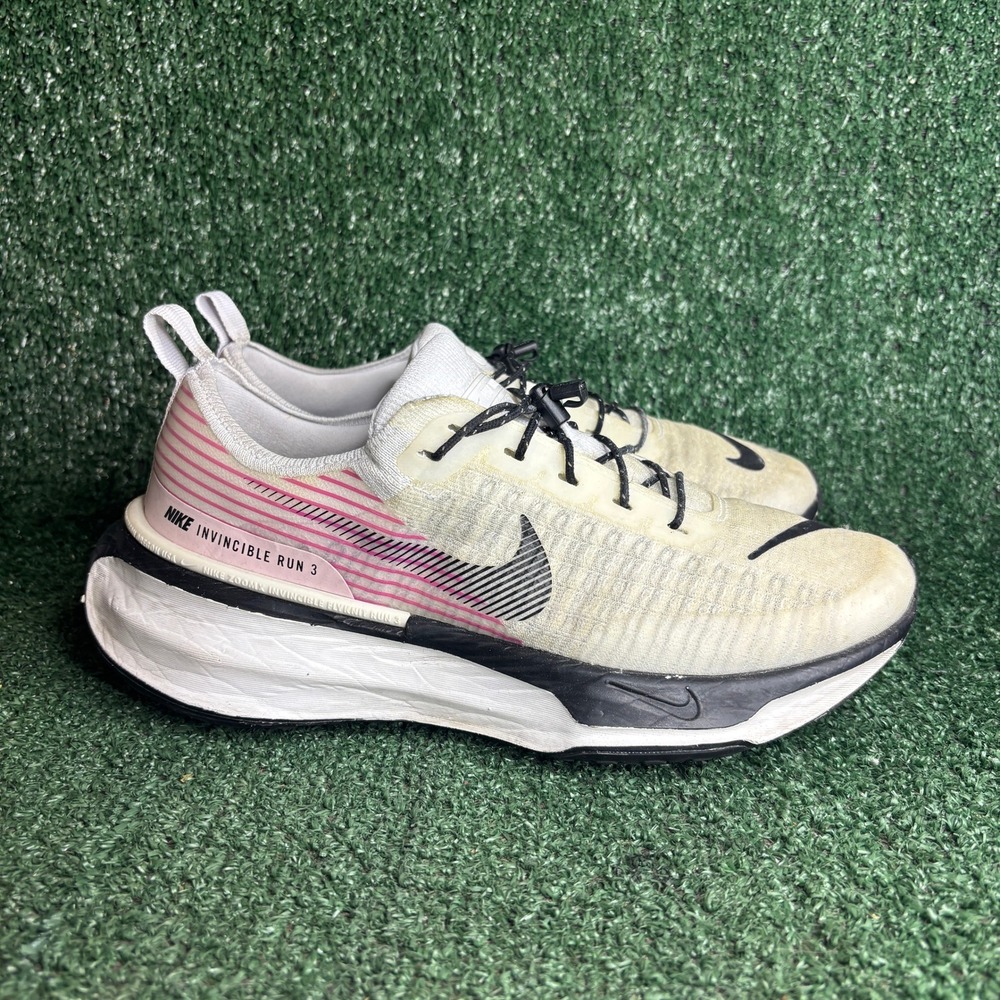 Nike Invincible Run 3 Flyknit ZoomX Athletic Running Sneaker White Mens Size 9.5